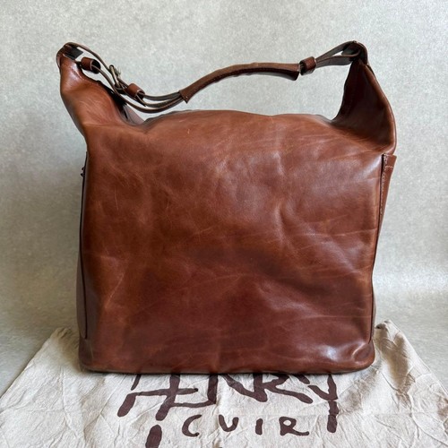 Henry cuir dog embroidered - dog,
